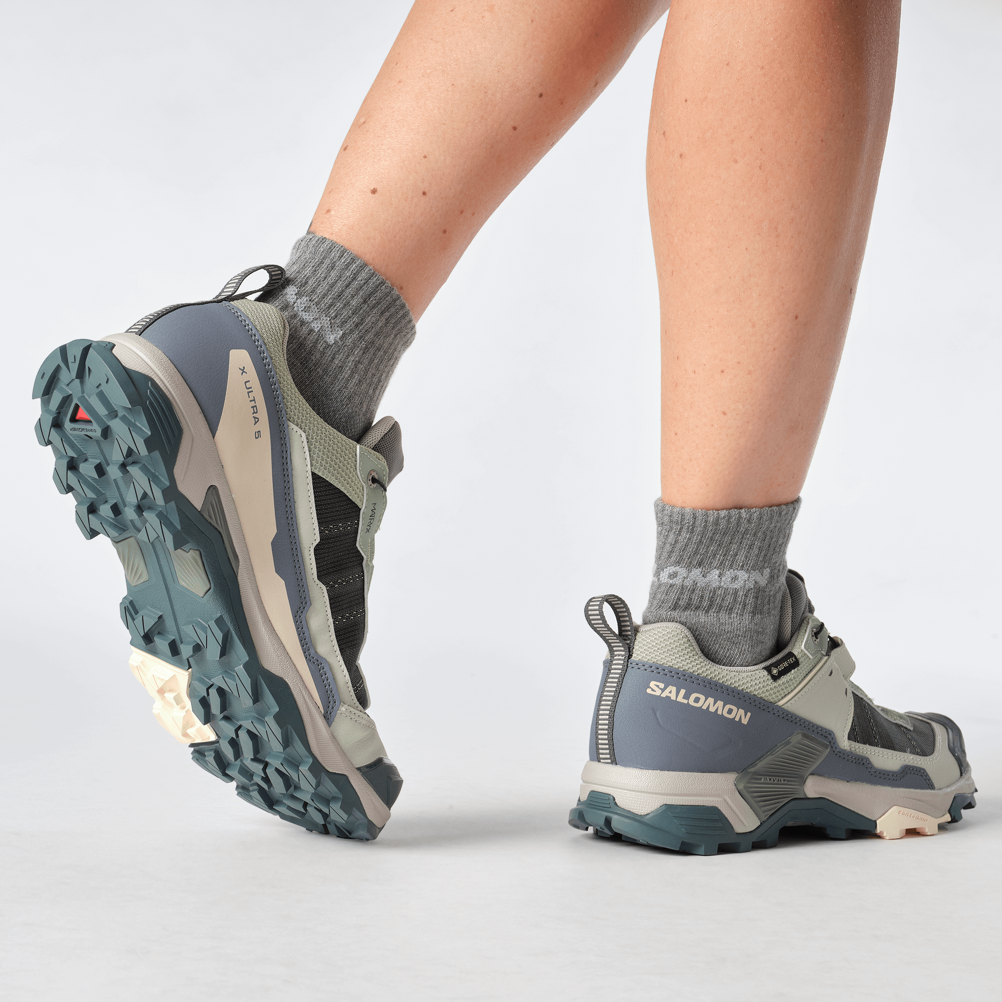 #Color_Seagrass / Turbulence / Tender Peach