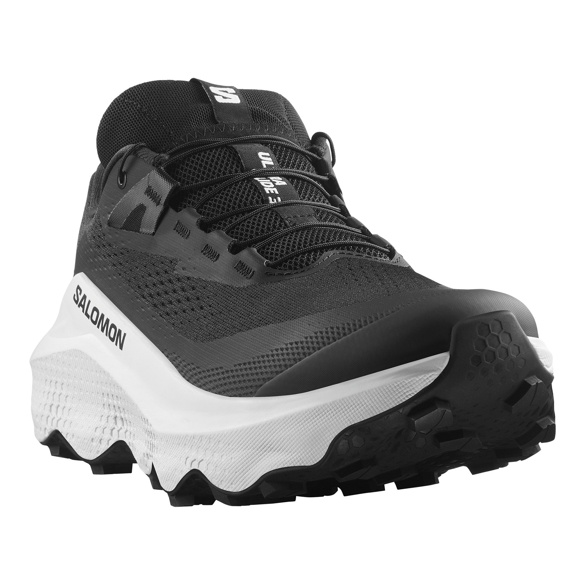 #Color_Black / White