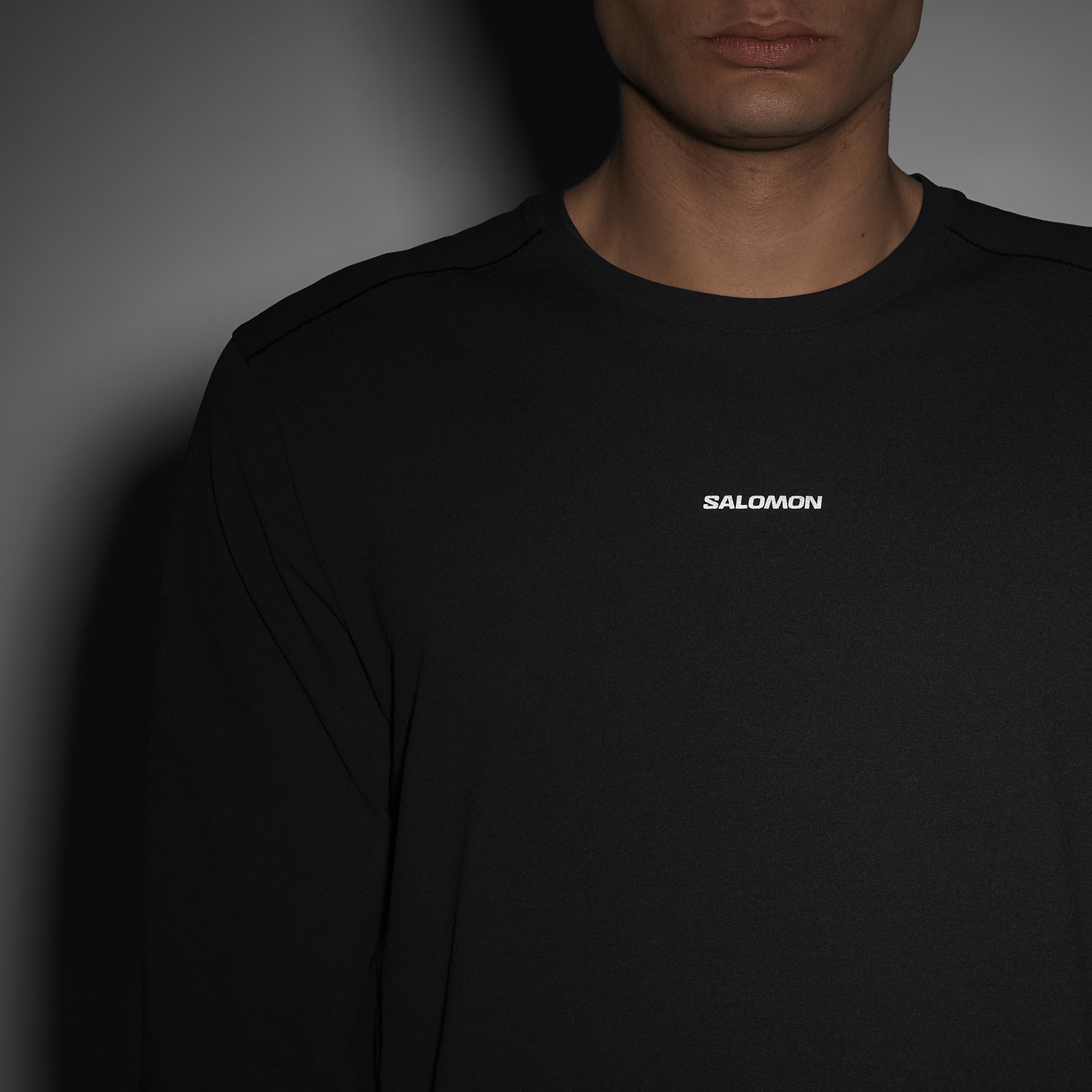 #Color_Deep Black