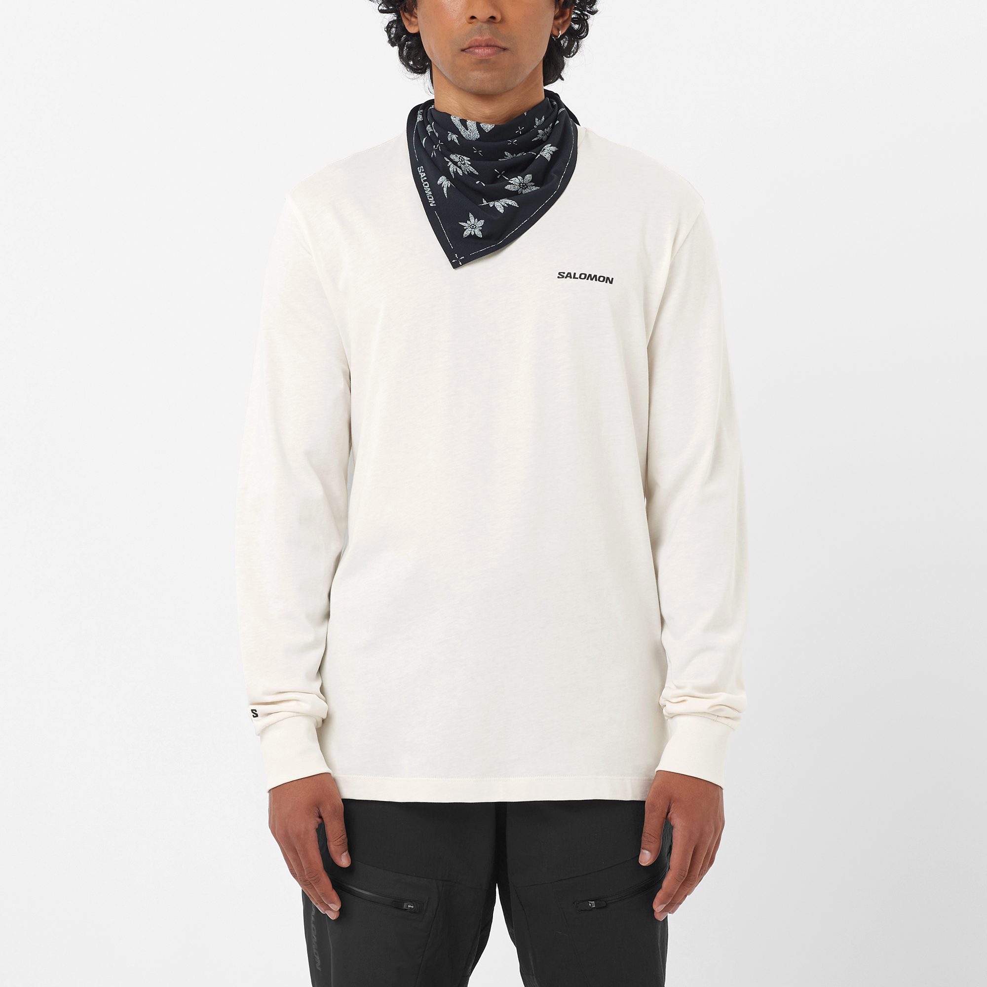 #Color_Whisper White