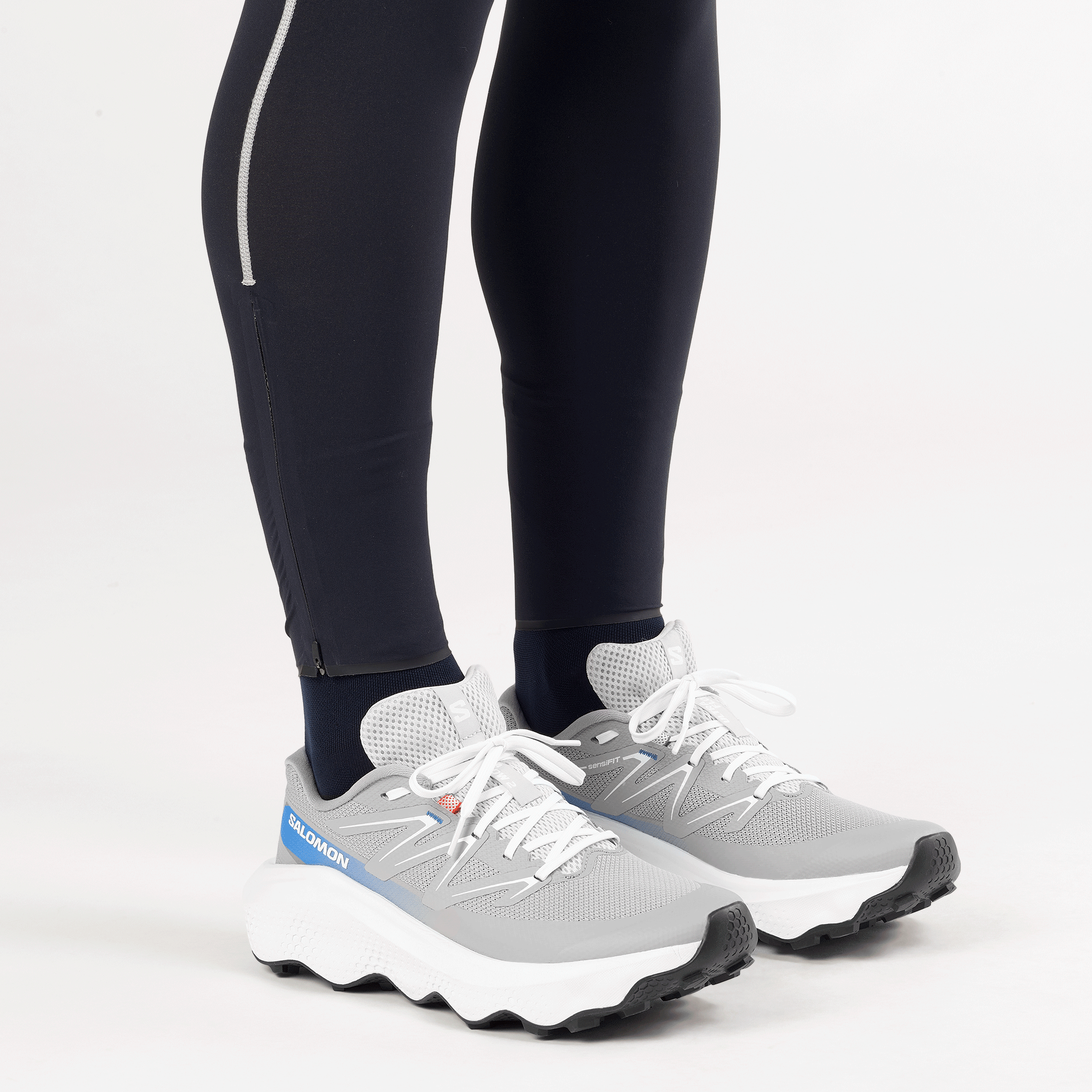 #Color_Alloy / White / French Blue