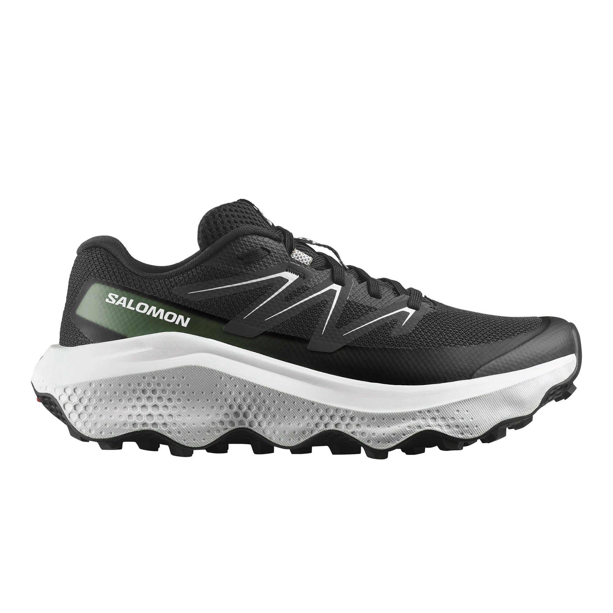 #Color_Black / White