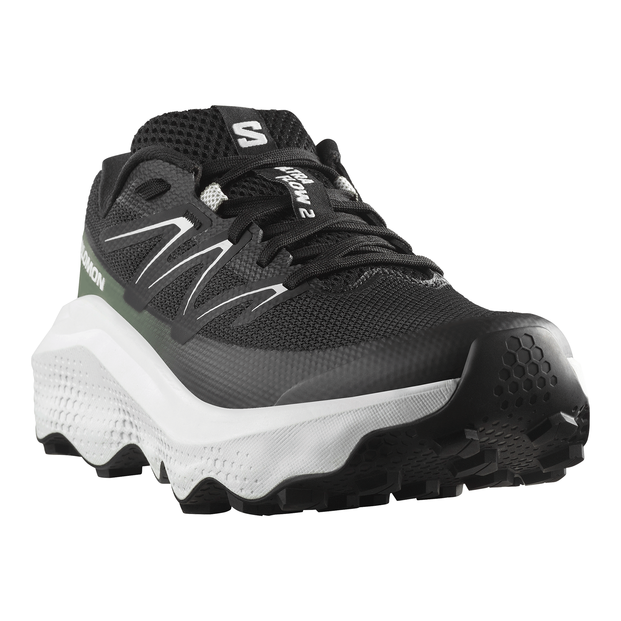 #Color_Black / White