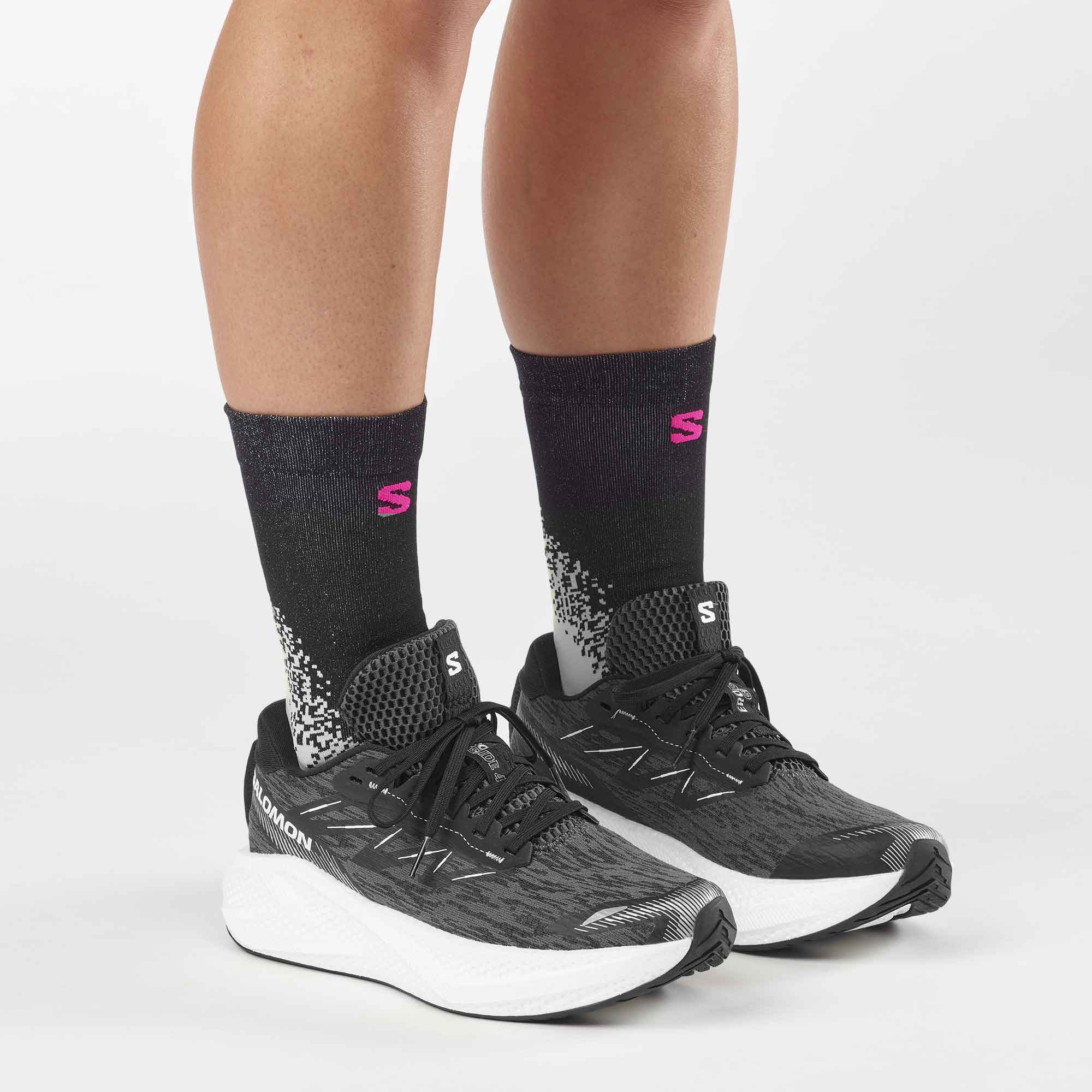 #Color_Black / White / Ftw Silver