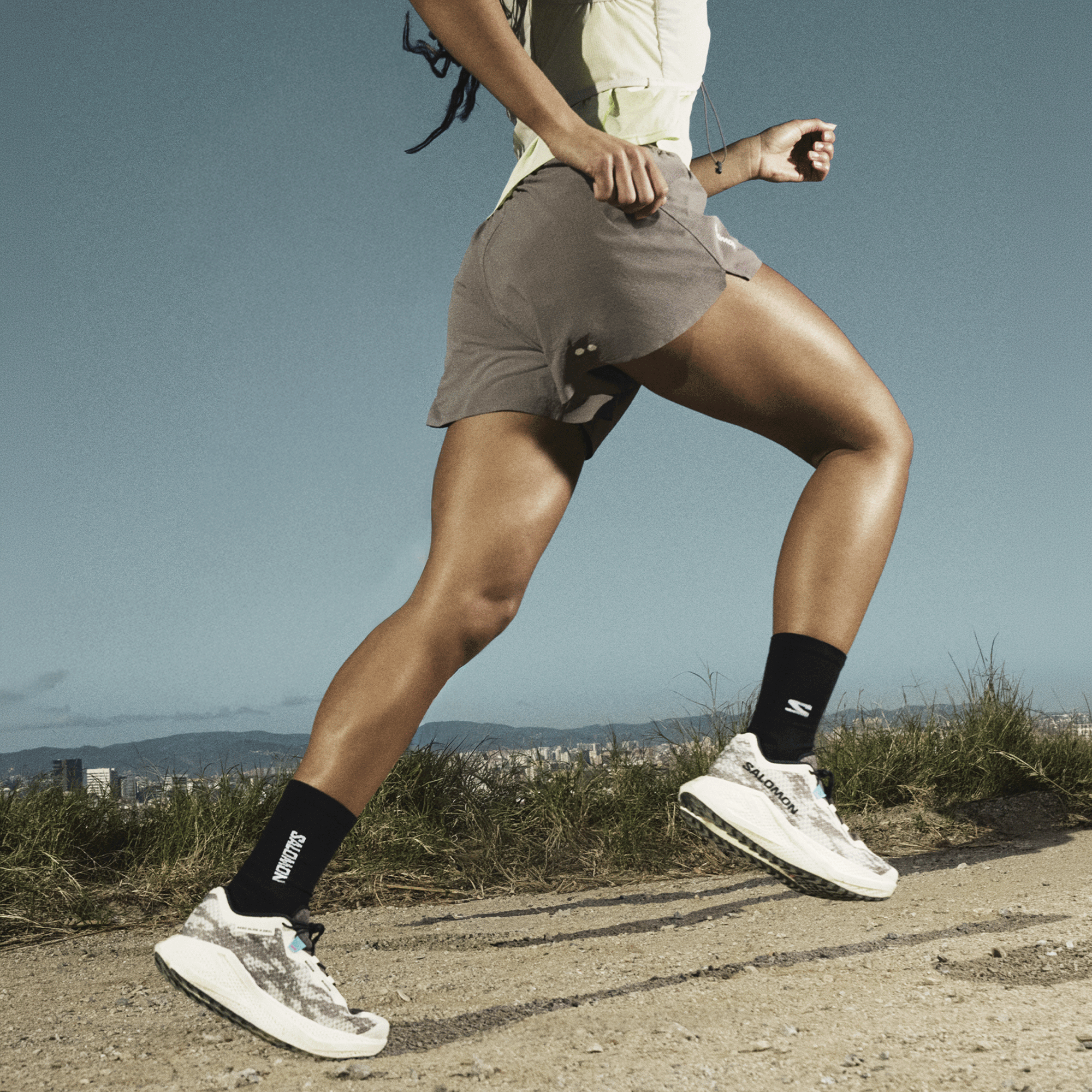 #Color_ Vanilla Ice / Black