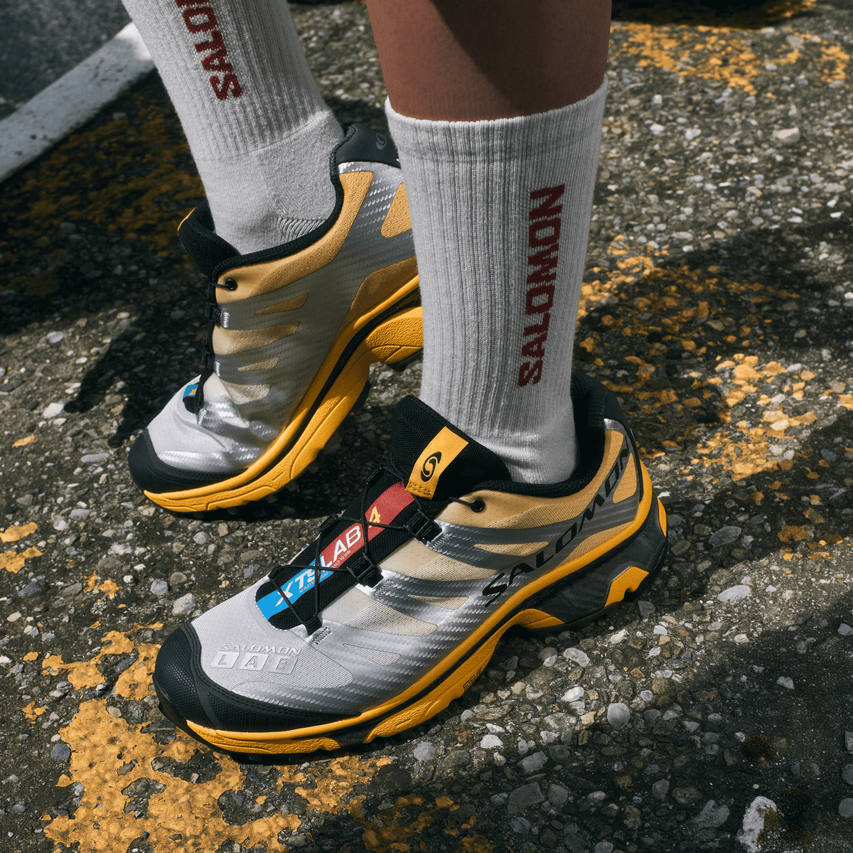 #Color_Ftw Silver / Black / Lemon