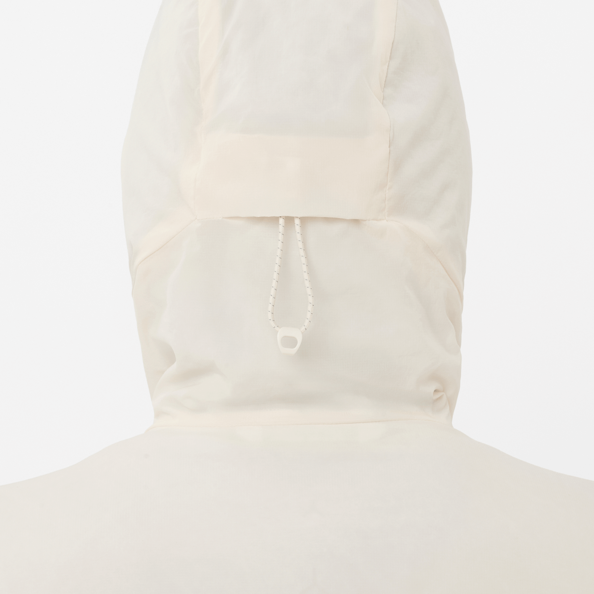 #Color_Whisper White