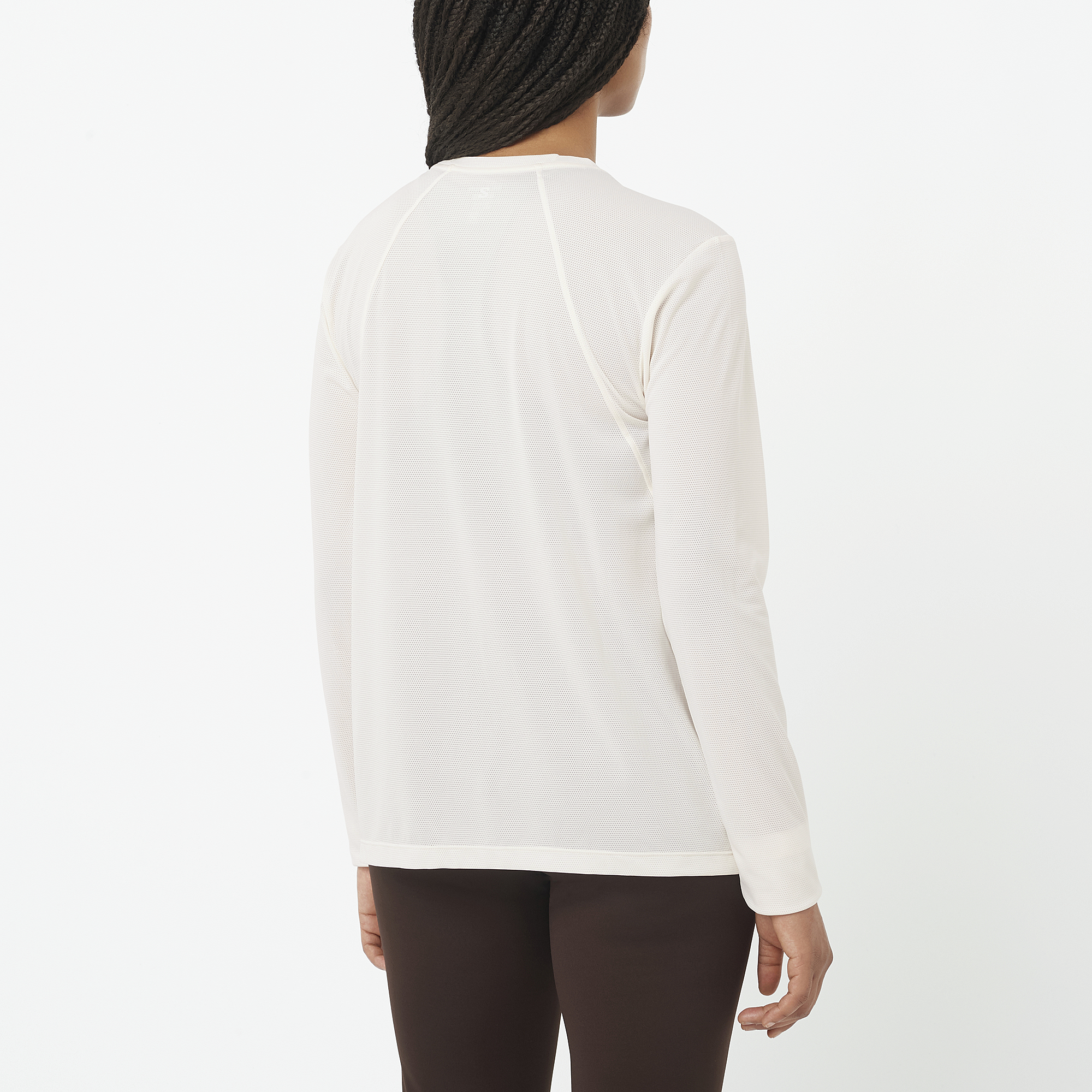 #Color_Whisper White
