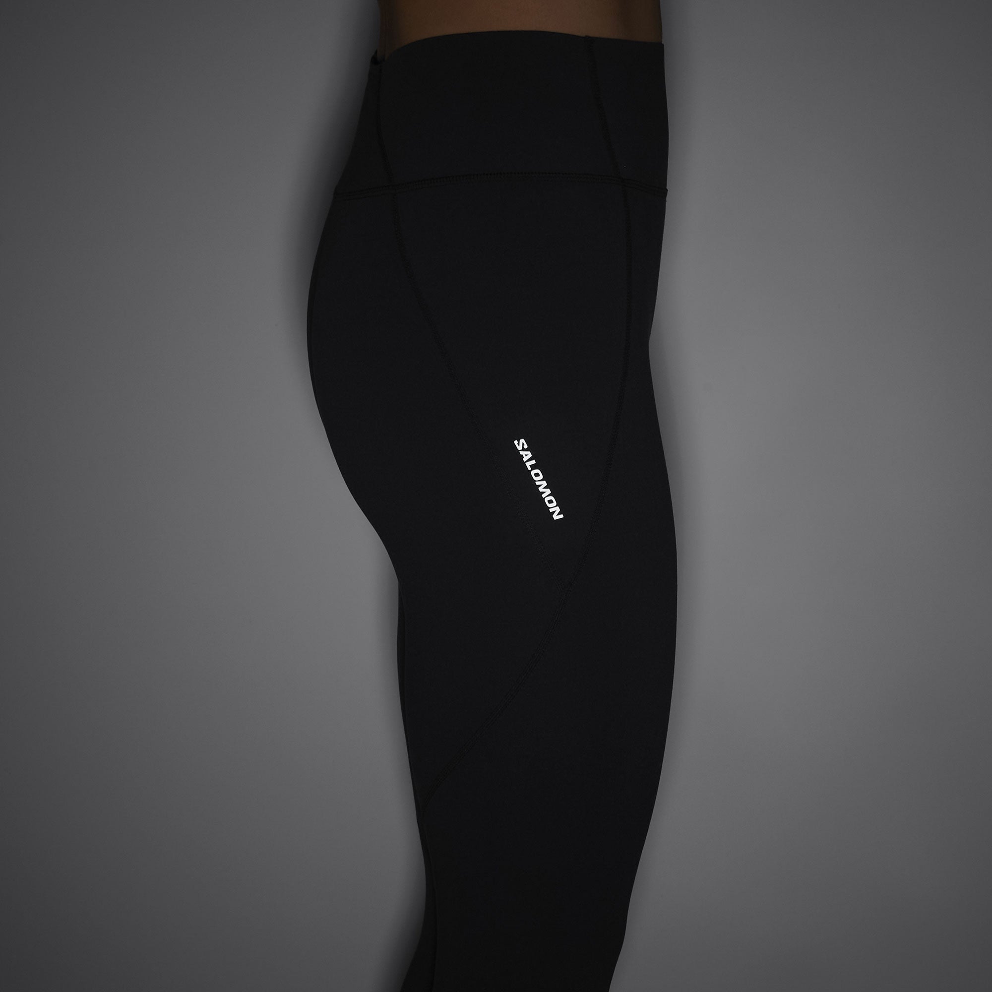 #Color_Deep Black