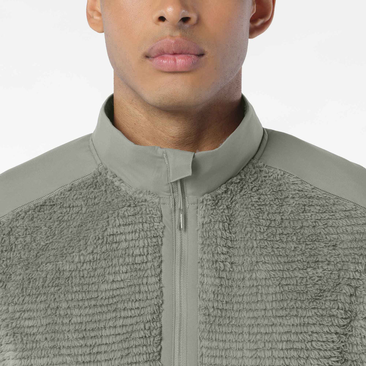 #Color_Castor Gray