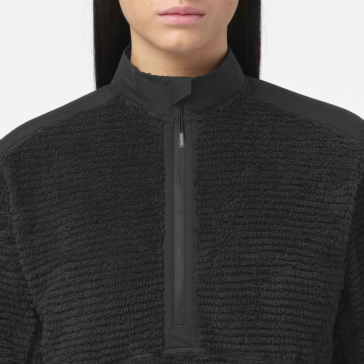 #Color_Deep Black